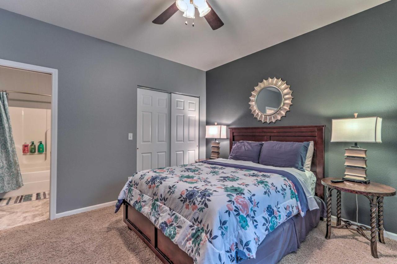 Idyllic Camdenton Condo With Community Pool And Lake! Экстерьер фото